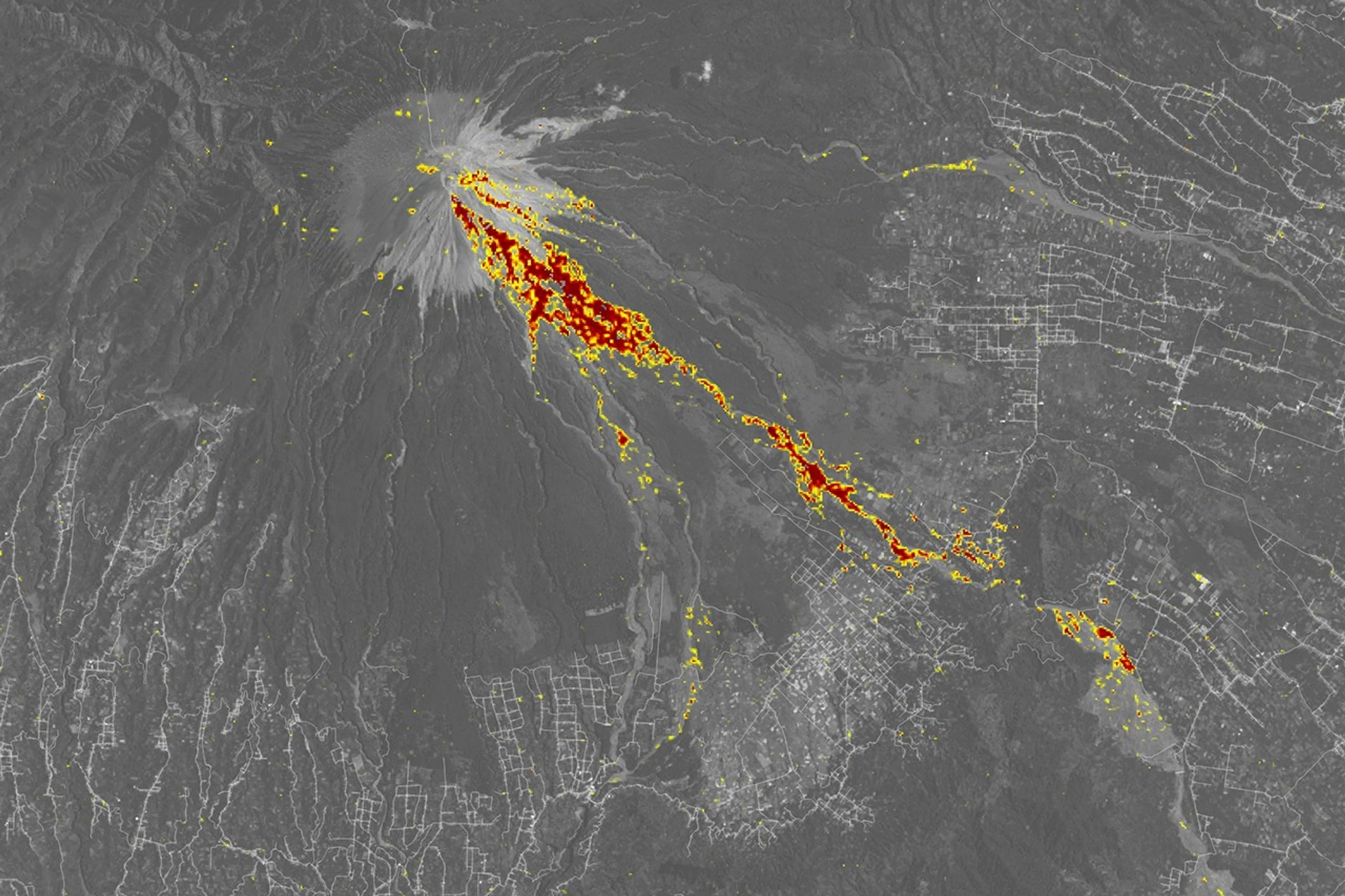 NASA damage-proxy map showing areas likely damaged by pyroclastic flows and lahars around Mount Semeru in December 2021